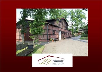 Multifunctional horse building Germany
